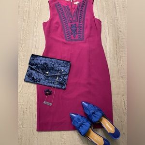 🩷💜🩷💜 Daniel Cremieux Rich plum/ raspberry dress with navy embroidery.